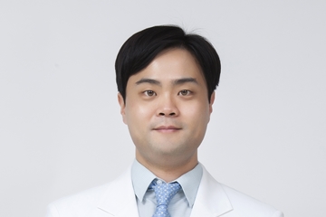 김봉영 교수, 감염학회 & 항균요법학회 학술지 ic 저널 '우수심사자상' 수상