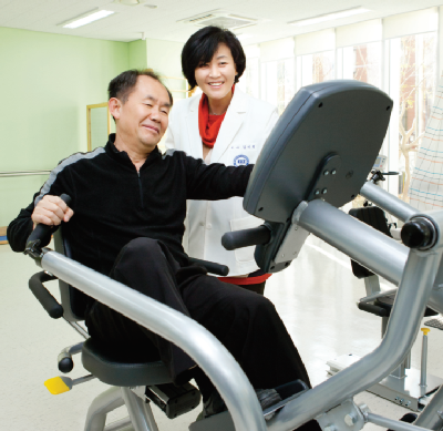 "진화한 사회공헌, 최고 의료 서비스를 기대하세요!”-한양대학교병원이 위탁 운영하는 성동재활의원