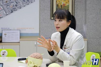 [뉴스H]김희진 교수, 조기 알츠하이머병 환자 위한 새로운 치료제 고안